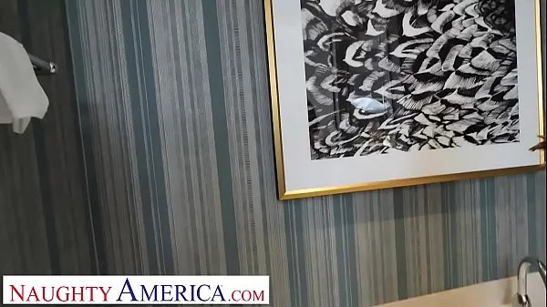 Naughty America Alexis Fawx tips bell boy with pussy