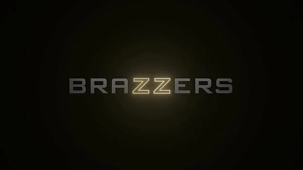 New Neighbor Gets Oily Anal - Tommy King / Brazzers  / stream full from www.zzfull.com/hubby