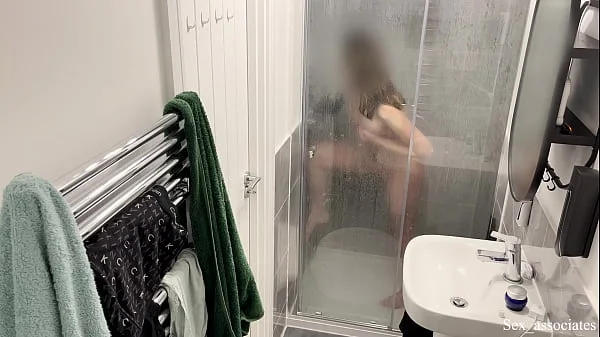 OMG! I didn't know arab girls do that. I caught a Muslim arab girl in hijab masturbating in the shower.