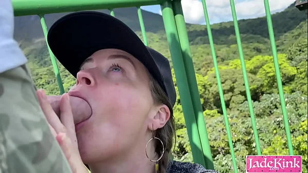 Risky tourist cumshot