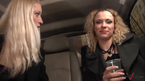 Van babe Uma Zex catch random dude from the street for backseat sex