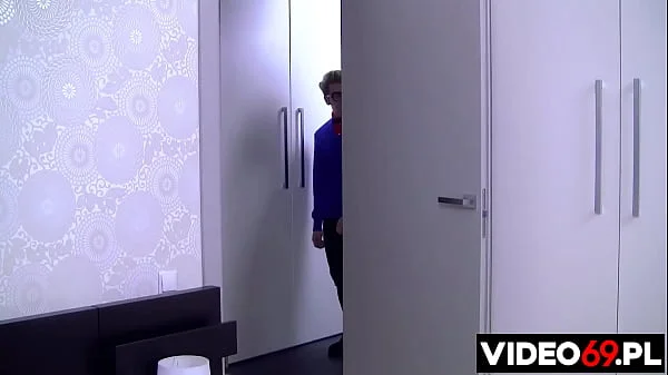 POLSKIE FILMY PORNO - KASIA NAGRADZA UCZCIWEGO ZNALAZCĘ (REMASTERED)