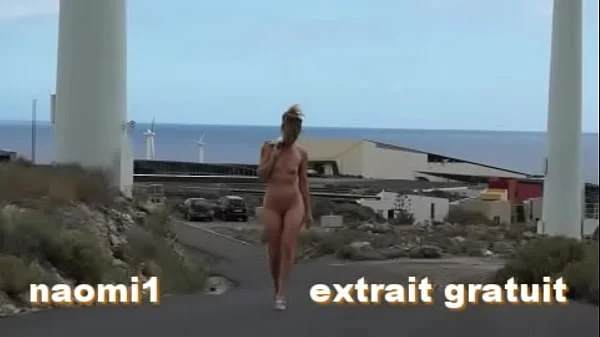 outdoor sex Naomi1