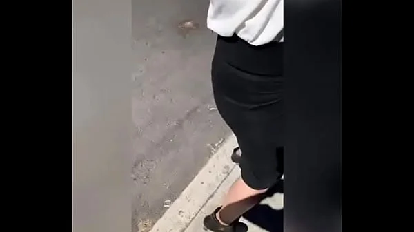 Sexo por DINERO! Le ofrezco DINERO a SEÑORA Mexicana Sumisa que Estaba Esperando su Camión para Irse a Trabajar! Le Doy Dinero para que me la CHUPE en la CALLE y no Vaya a Trabajar! PARTE #1