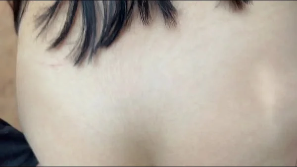 Karol smith sexy latina mexicana, seduce a un extraño para que la ayuden en el bosque y se corre dentro