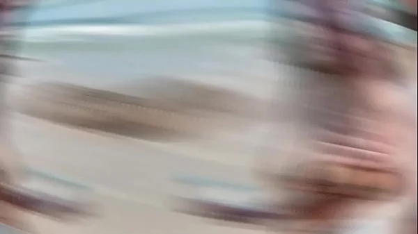 Aquele passeio em uma praia liberal