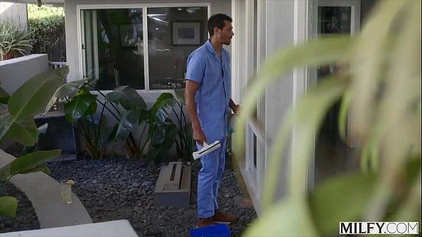 MILFY Curvy mature Syren rides his young cock poolside