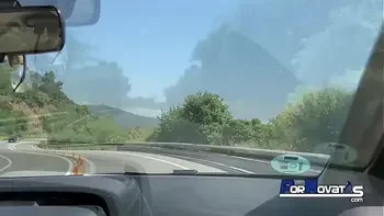 PORNOVATAS - Tremenda mi amiga latina follando en publico