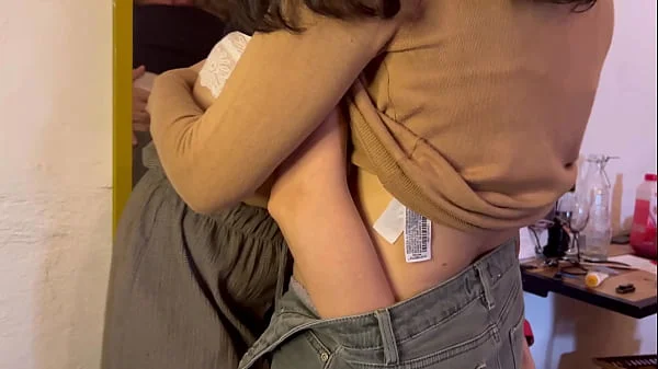 No puede ser, me convertí en la amante lesbiana de mi madrastra!!