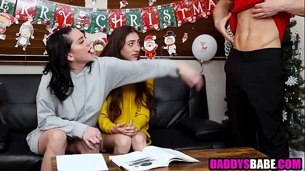 Step niece sucking step uncle next to his dreaming step daughter