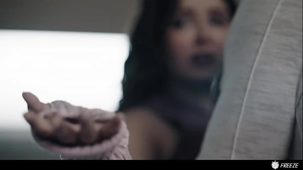 Buff Step Daddy FREEZES Spoiled Stepdaughter to Give Her the Orgasm of a Lifetime