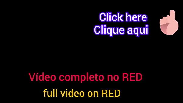 Punheta arriscada no ponto de ônibus ao lado de uma desconhecida linda e ?