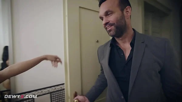 Honey rendezvous with a friend