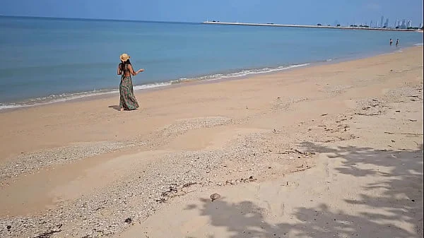 Long Dress NO PANTIES flashing on Public Beach