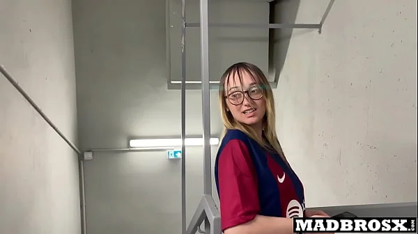 A Barcelona Supporter Fucked By PSG Fans in The Corridors Of The Football Stadium !!!