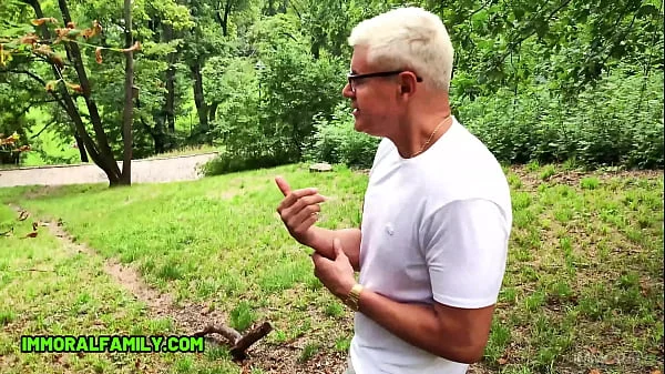 STEPDAD CAUGHT PERVING on HUGE TITS TOPLESS TANNING TART – IMMORAL FAMILY 4K