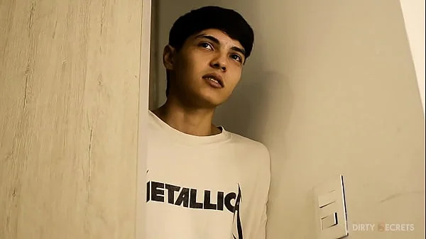 LEYLA JOHNSON IS SPYED BY LILTIMY MASTURBATING