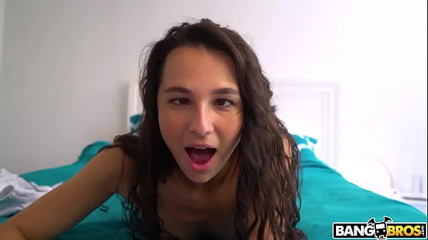 BANGBROS - Liz Jordan Only Dreams Of Getting Fucked By A Huge Cock Until Her New Stepdad Makes That Dream Come True