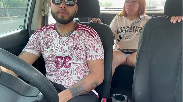 MASTURBANDO A TAXISTA EN LA CALLE