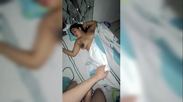 ¡My stepsister resting and I masturbate then I put my cock in her and I made my cum inside her Pussy!