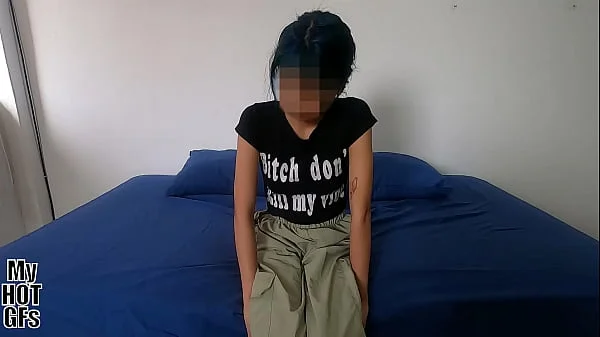 Esta flaquita me vuelve loco. Hermosa por donde la veas. (María)