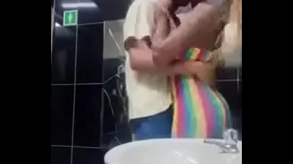 Sex in laddies toilets