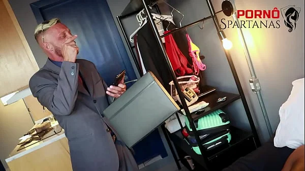 Ministro Taxad vai te Foder
