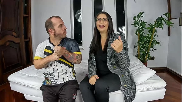 Vania Salvaley Massagem tântrica e cursos no Espaco Salvaley