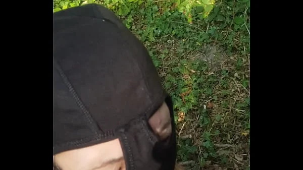 Esclave F séance uro et fellation en foret 22 aout 2023