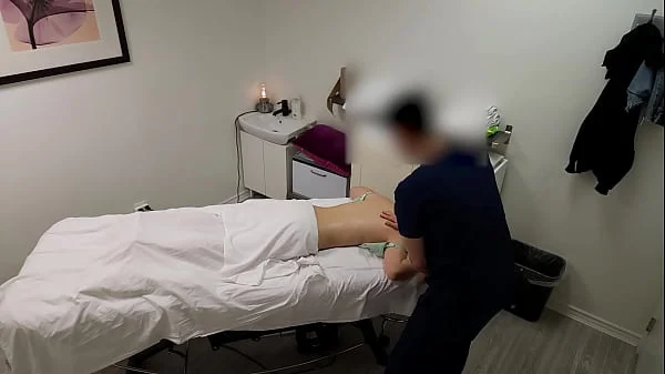A gorgeous Japanese waitress who was like no, no, no, I have a boyfriend when her massage therapist was about to fuck her pussy, but she finished her massage with a big smile on her face