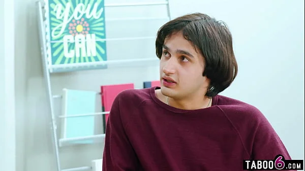 I will not get a boner in class and I need stepmom her help now