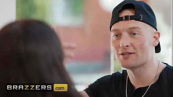 BRAZZERS - Slutty Chef Hayley Davies Fucks Her Best Friend's Husband & Ruins Their Anniversary Dinner