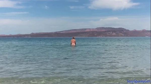 Bikini Blowjob : Boyfriend Covers My Tits with Cum at the Beach