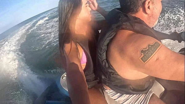 Loucuras no Jet Ski no mar do Guarujá - SP