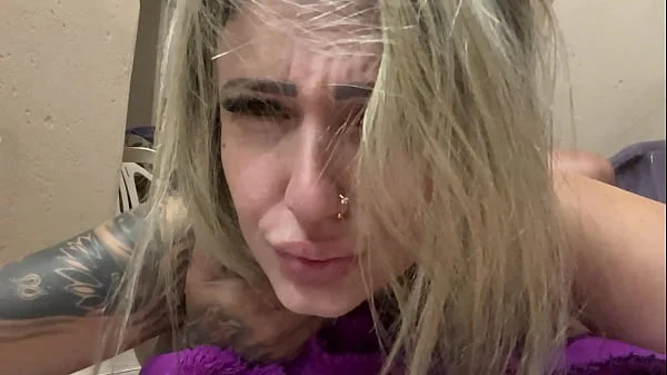 No beco de uma viela fazendo aquele amor gostoso com a buceta toda molhada e seu pau pulsando dentro dela sem camisinha pronto pra gozamos juntos !