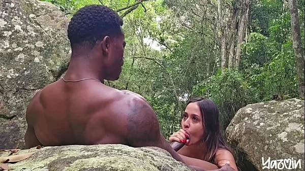 METENDO GOSTOSO NA CACHOEIRA