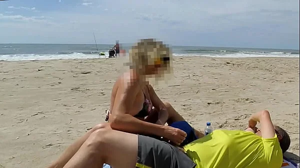 A stranger milf made me ejaculate in front of everyone