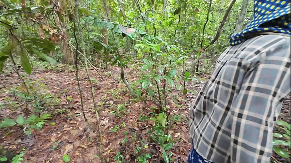 Amateur Thai villagers have sex in the forest public 4K 18