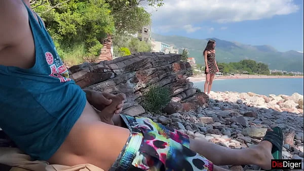 Public Dick Flashing on the Beach - Girl Saw My Cock and Helped Me Cum