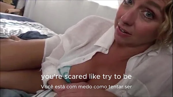 Madrasta quer que você se divirta nas férias  - Alex Adams - Legendado PT