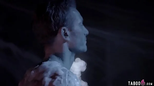 Teen couple taken by aliens star in live sex shows