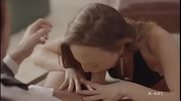 Moreno picudo dominando loirinha gostosinha! [Vídeo Completo]