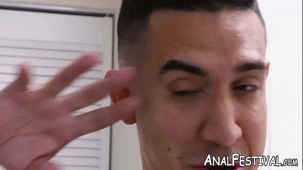 Lucious Rose Monroe shakes booty on dildo before sex