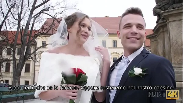 HUNT4K. Il diritto di scoparmela durante la prima notte era mio