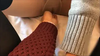 约啪可爱丝袜在校妹 开始脱个裤子都害羞 害羞有什么用最后还是抽插爆操 原版私拍 高清1080P完整版.mp4