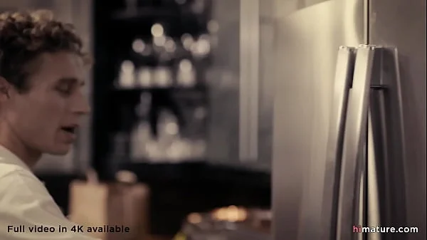 Wealthy GILF Erica Lauren and the elder trust guy