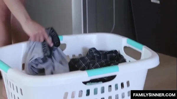 Stepdaughter suprise sex with daddy