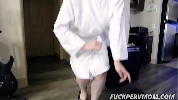 Sarah Vandella Fucks Her STEPSON