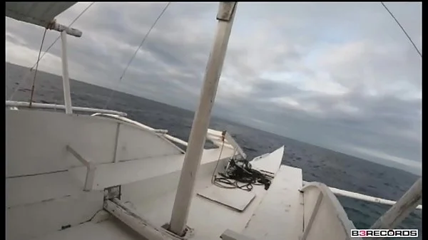 b. come and fuck my pussy