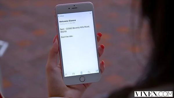 VIXEN Gianna Dior and Riley Steele Catch Up Over A Surprise Threesome